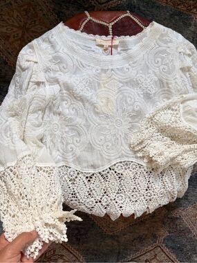 New Solitaire White Crochet Lace Top Boho Cottagecore Sz Med NWT
